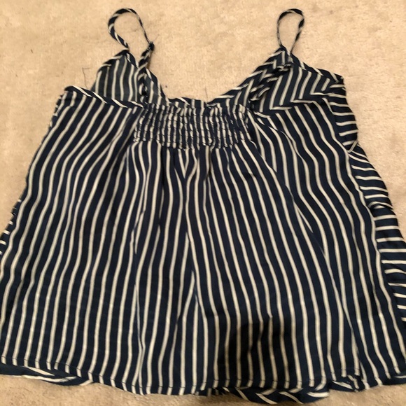 Tank - Picture 2 of 3